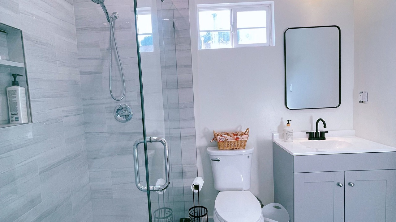 Photo of Bathroom in Reseda