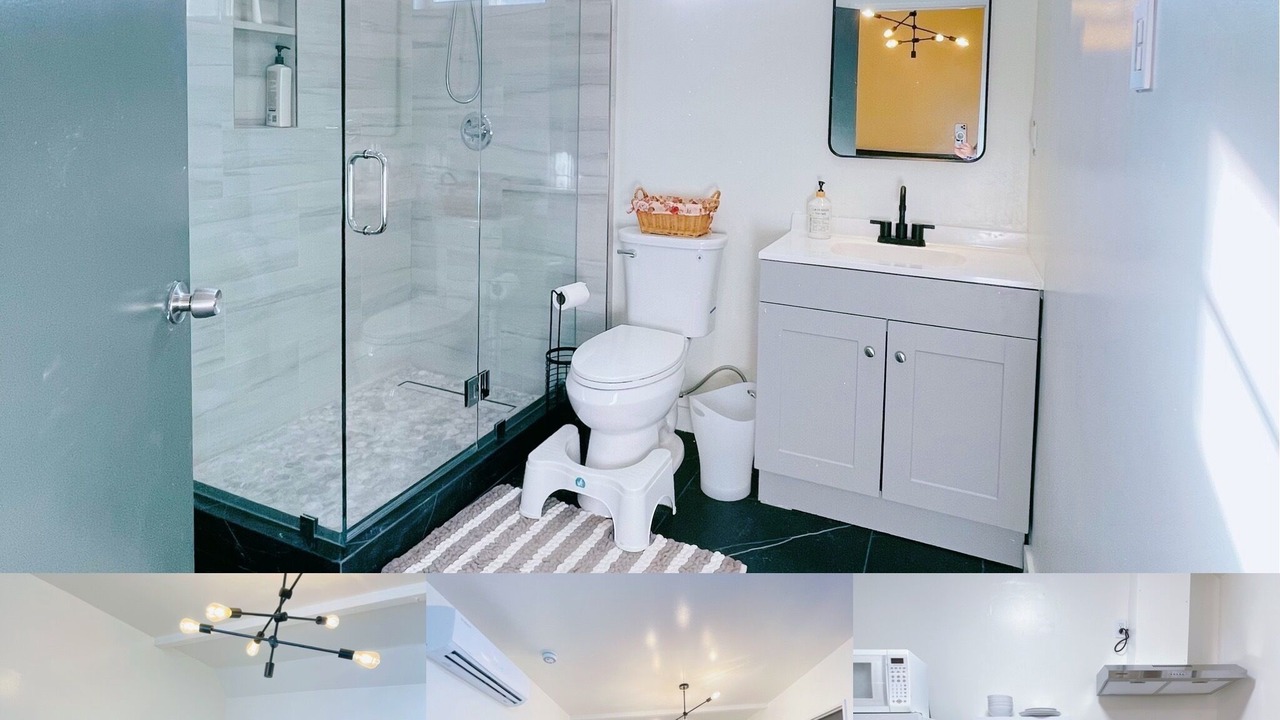 Photo of Bathroom in Reseda