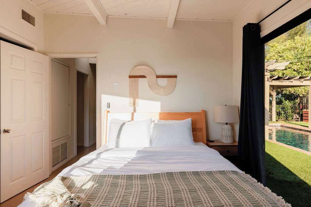 Photo of Bedroom in Agoura Hills