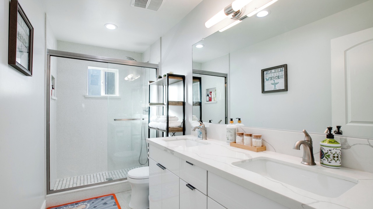 Photo of Bathroom in Mayflower Village