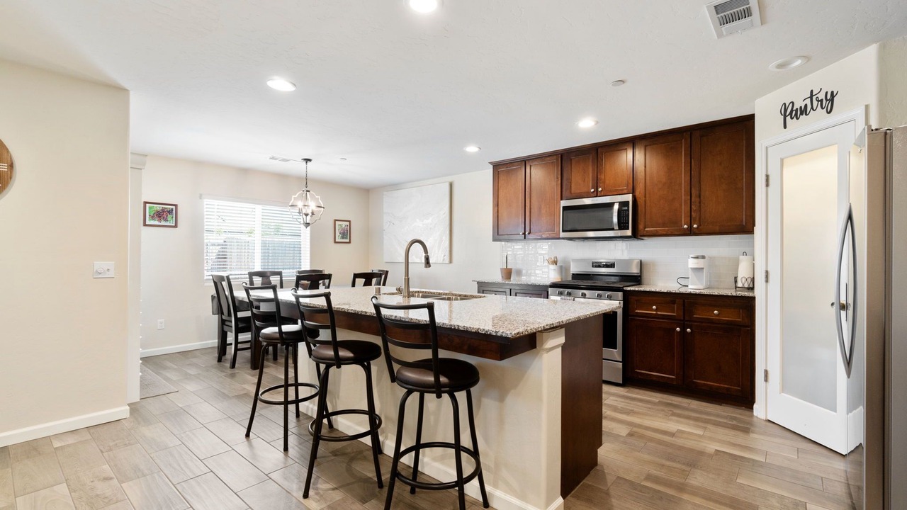 Photo of Kitchen in Hanford