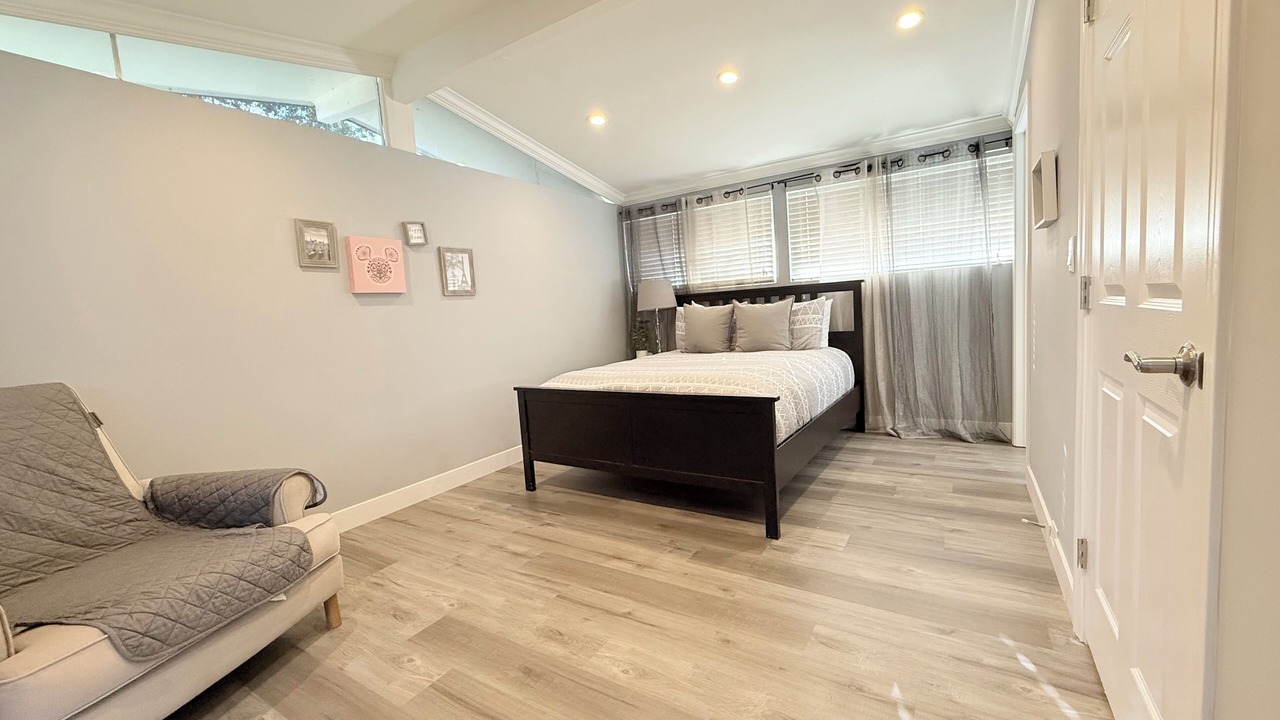 Photo of Bedroom in Anaheim Resort