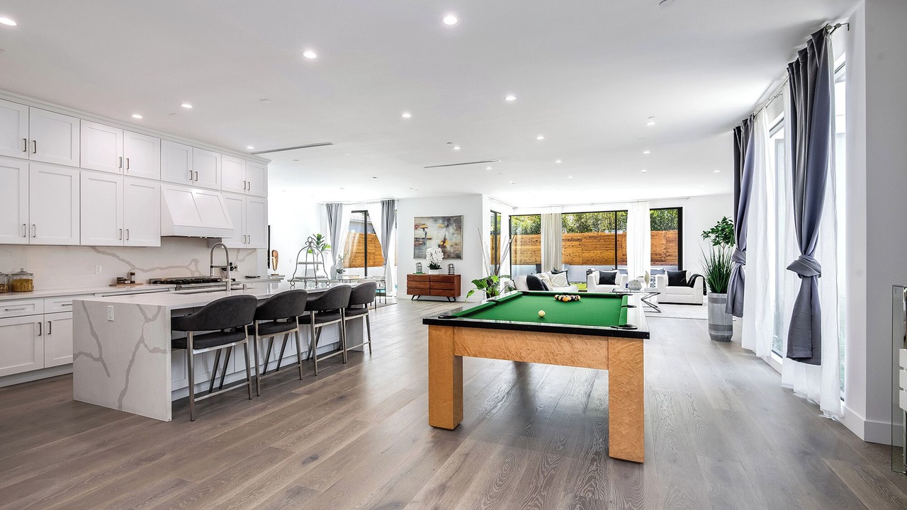 Photo of Bedroom in Encino