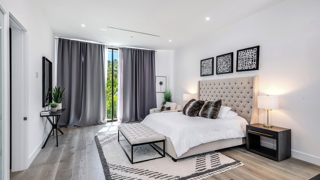 Photo of Bedroom in Encino