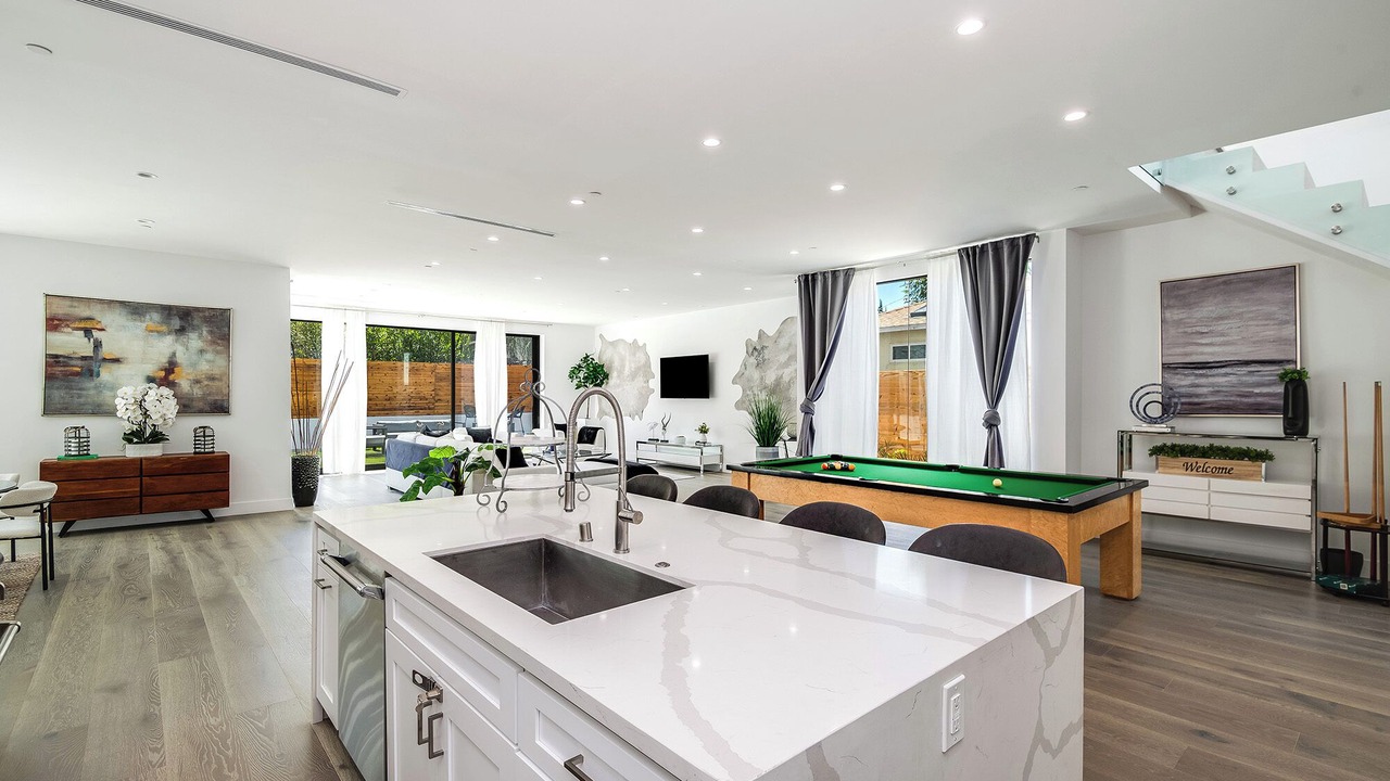 Photo of Bedroom in Encino