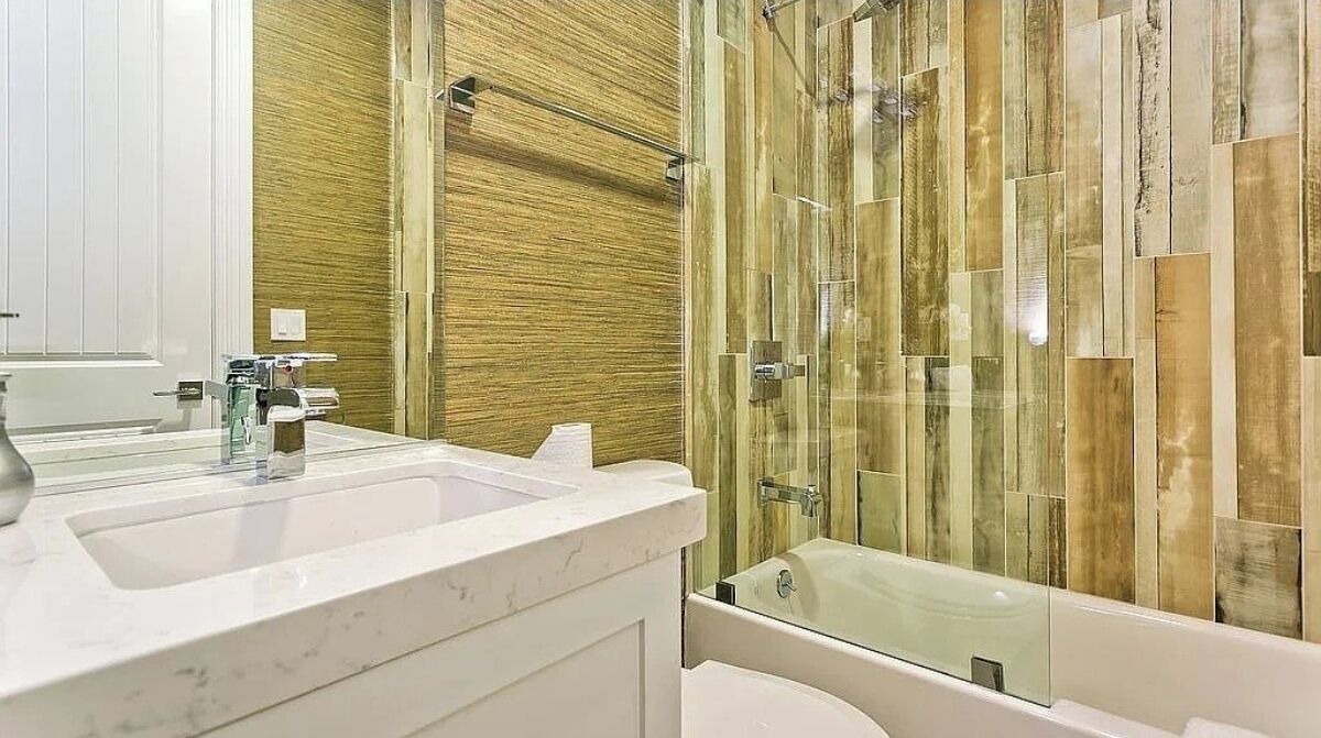 Photo of Bathroom in Sherman Oaks