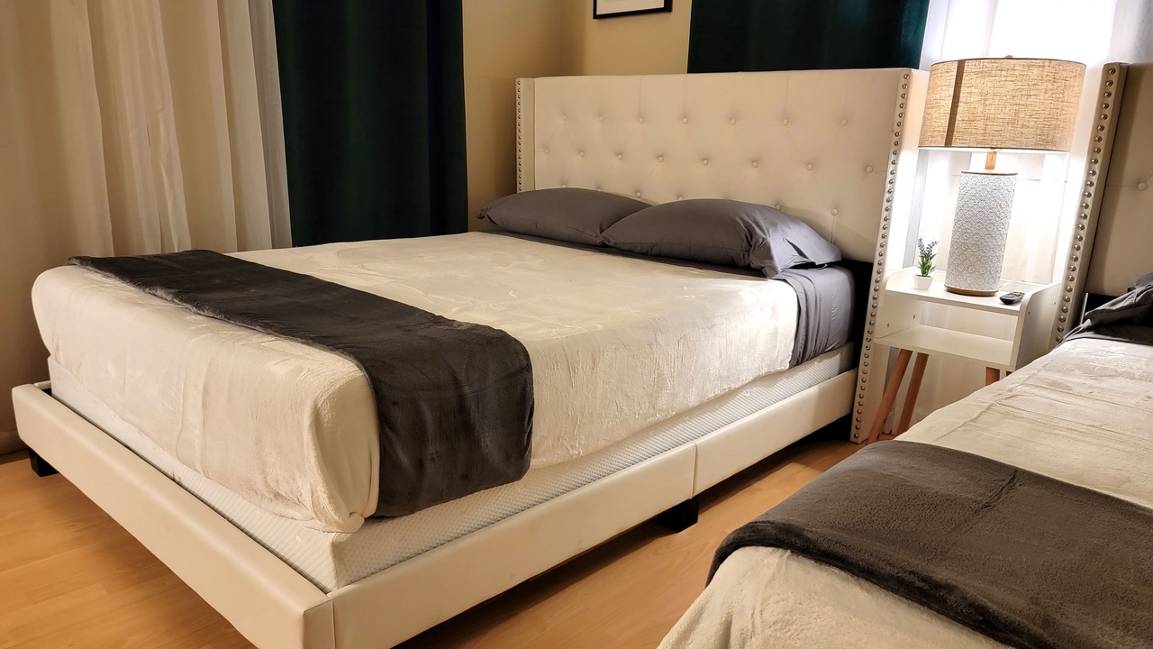 Photo of Bedroom in Beverly Hills
