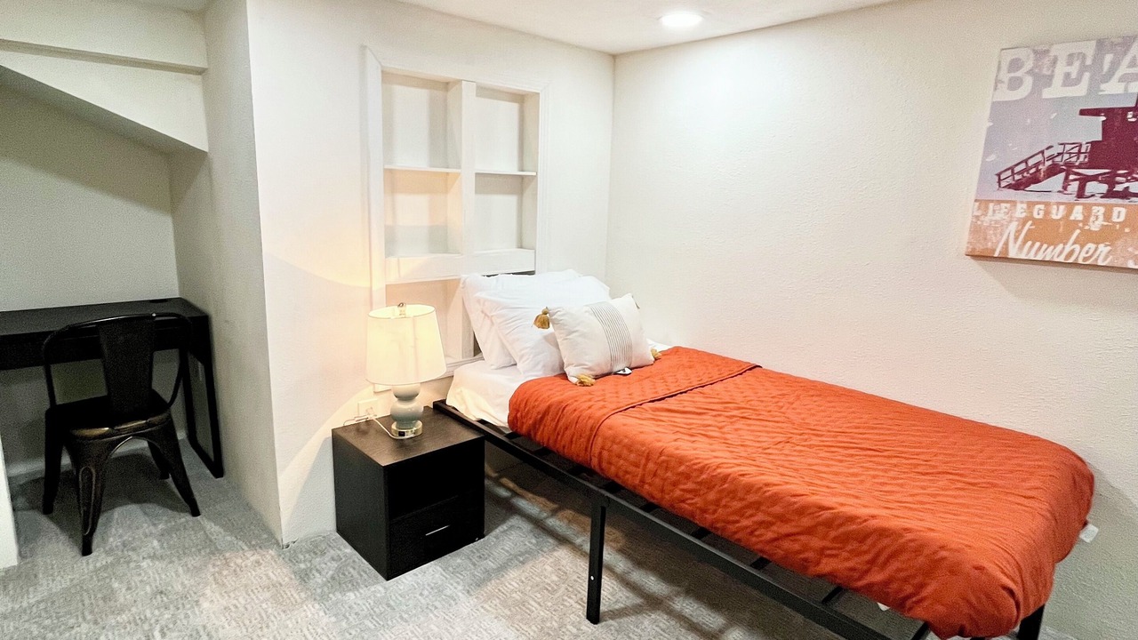 Photo of Bedroom in Huntington Beach