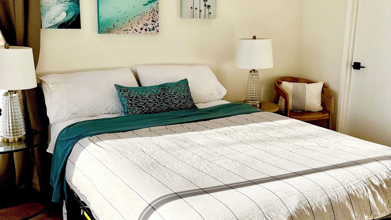 Photo of Bedroom in Huntington Beach