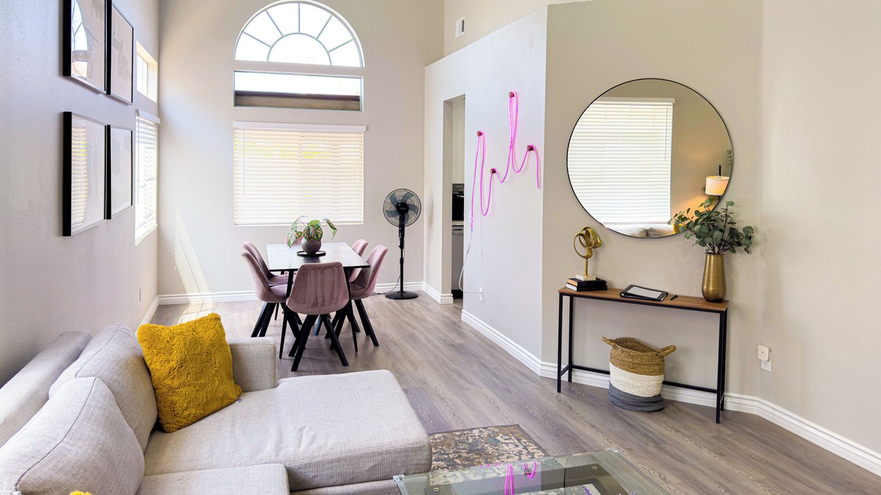 Photo of Livingroom in Southridge Village