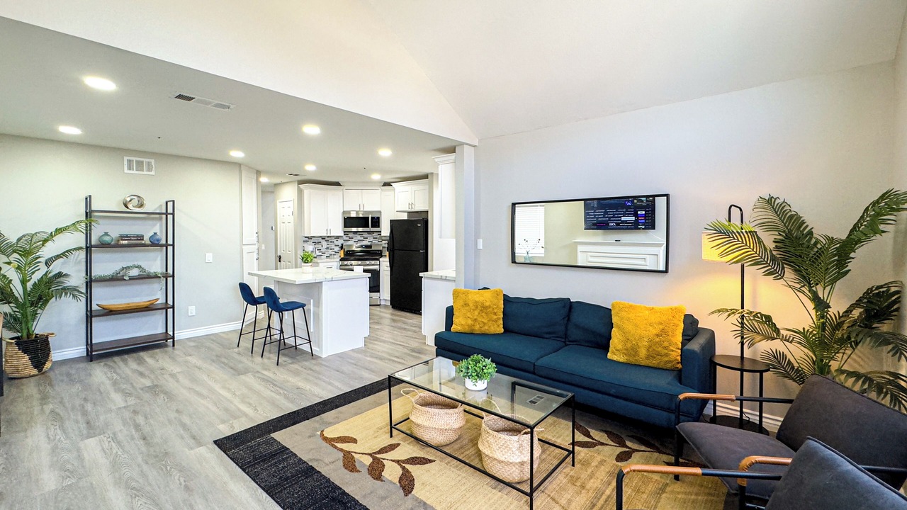 Photo of Livingroom in Southridge Village