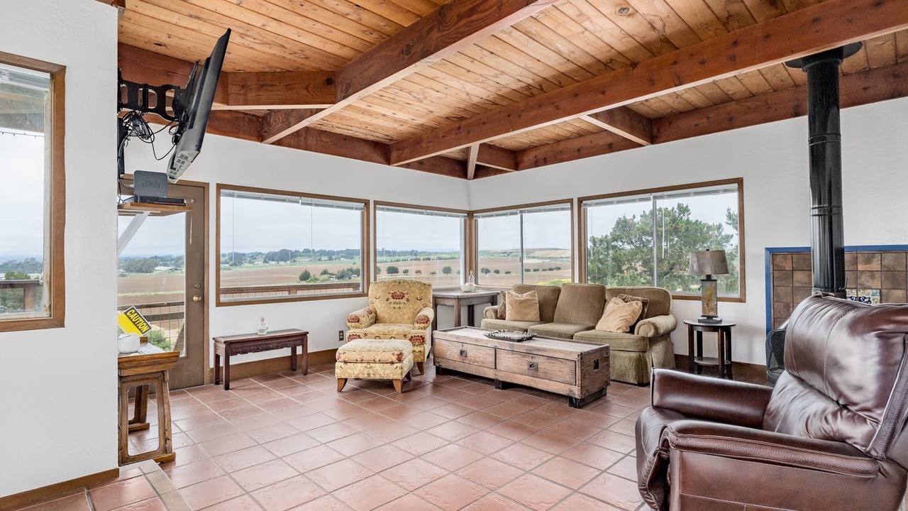 Photo of Bedroom in La Selva Beach