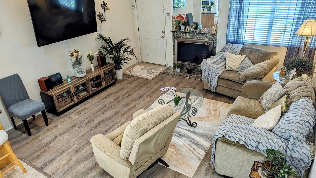 Photo of Livingroom in Northwest Torrance