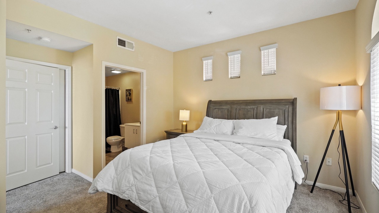 Photo of Bedroom in Garden Grove