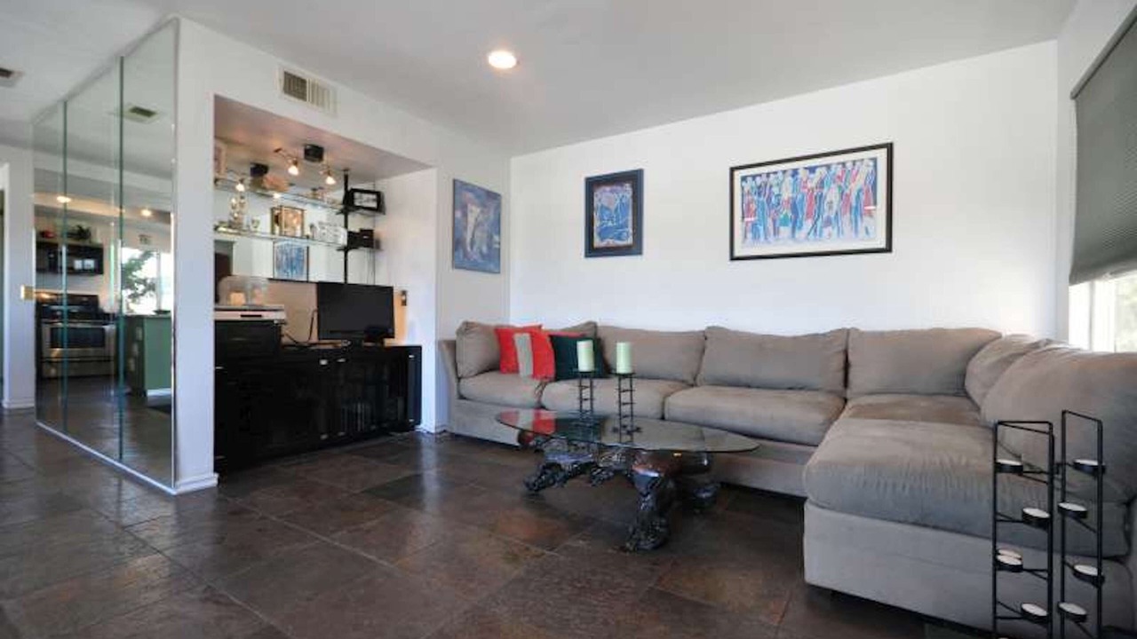 Photo of Livingroom in Eagle Rock