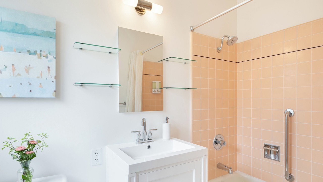Photo of Bathroom in Village of La Jolla