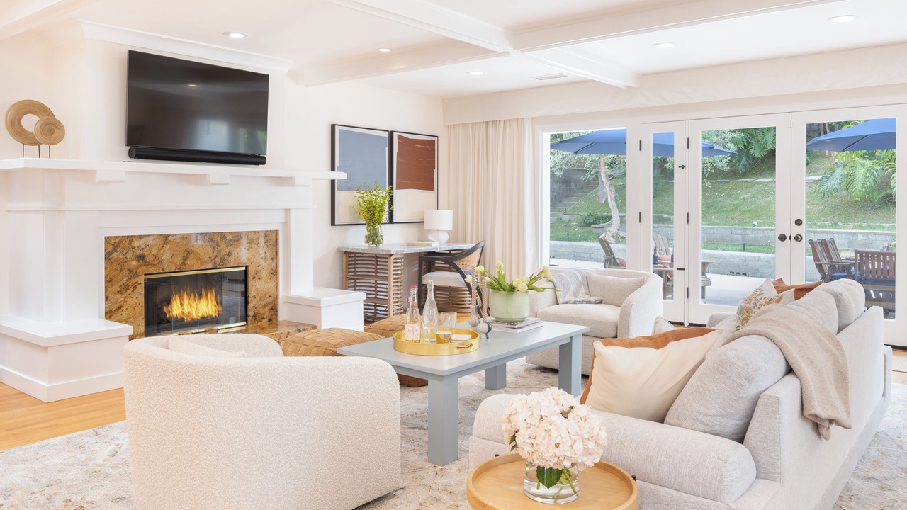 Photo of Livingroom in Village of La Jolla