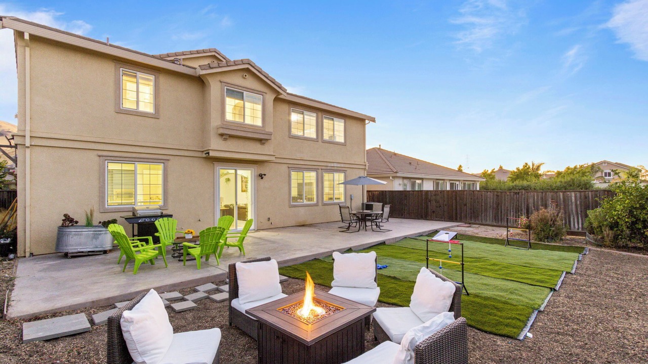 Photo of Outdoor in Antioch