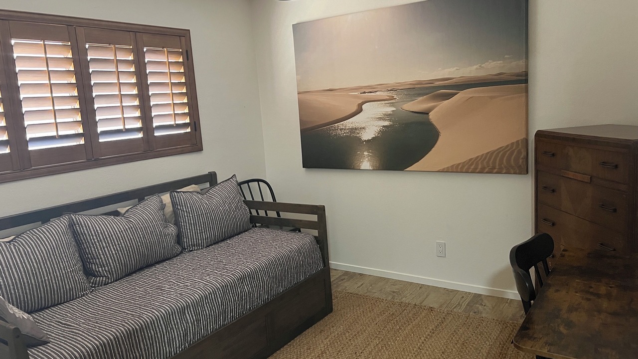 Photo of Livingroom in Ridgecrest