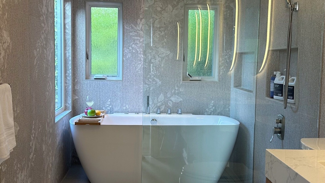 Photo of Bathroom in North Tustin