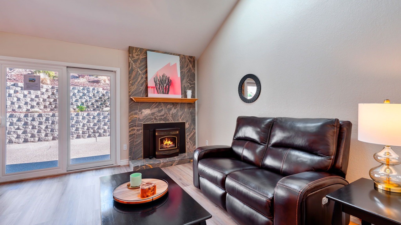 Photo of Livingroom in Orangevale