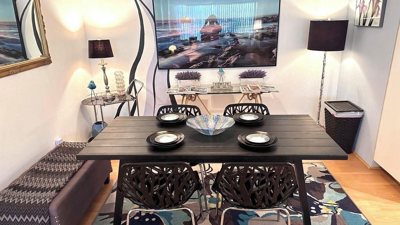 Photo of Bedroom in Beverly Grove