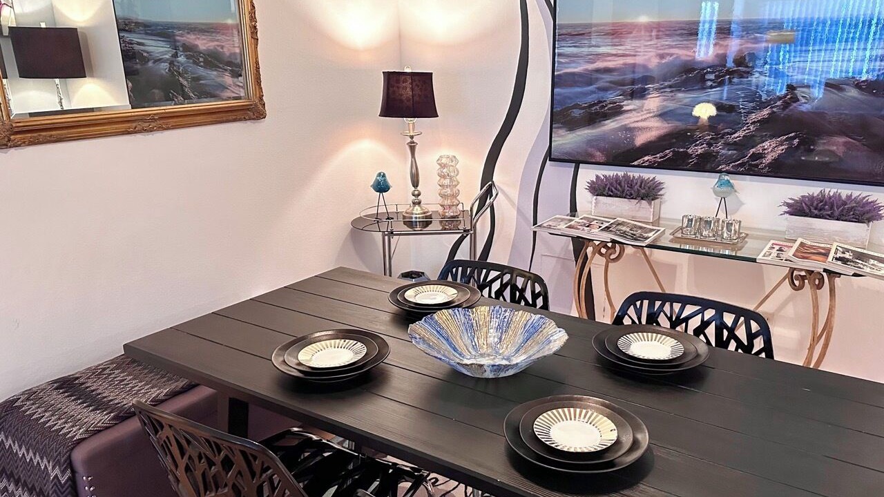 Photo of Bedroom in Beverly Grove