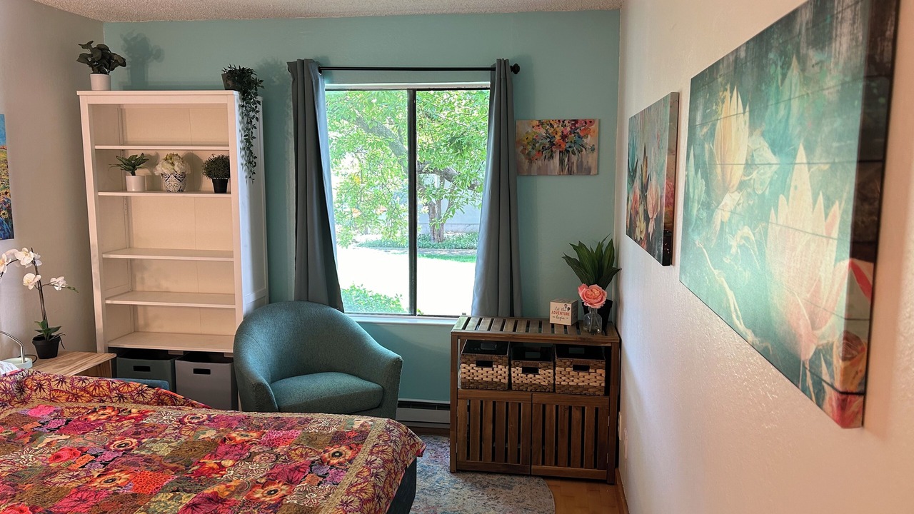 Photo of Bedroom in Bay Area