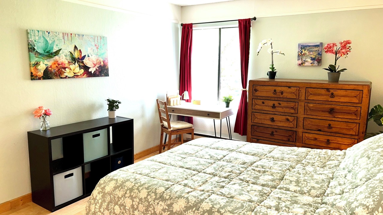 Photo of Bedroom in Bay Area