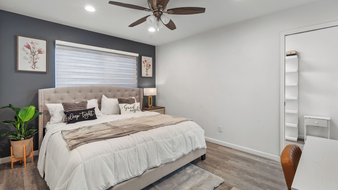 Photo of Bedroom in Mira Mesa