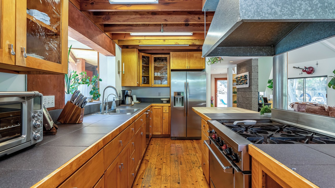 Photo of Kitchen in Calabasas
