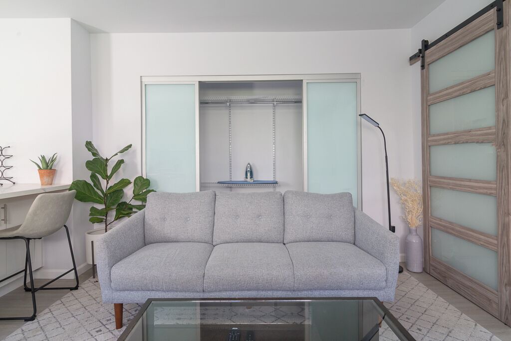 Photo of Livingroom in South Pasadena