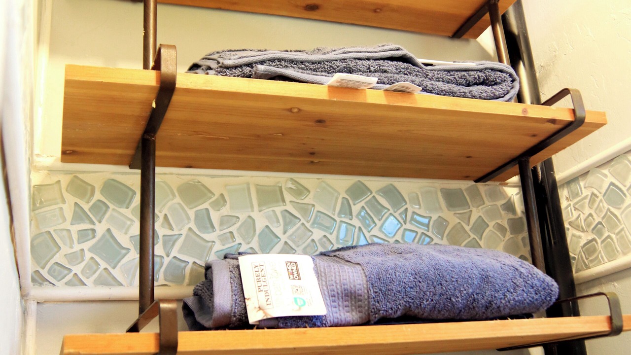 Photo of Bedroom in Tehama County