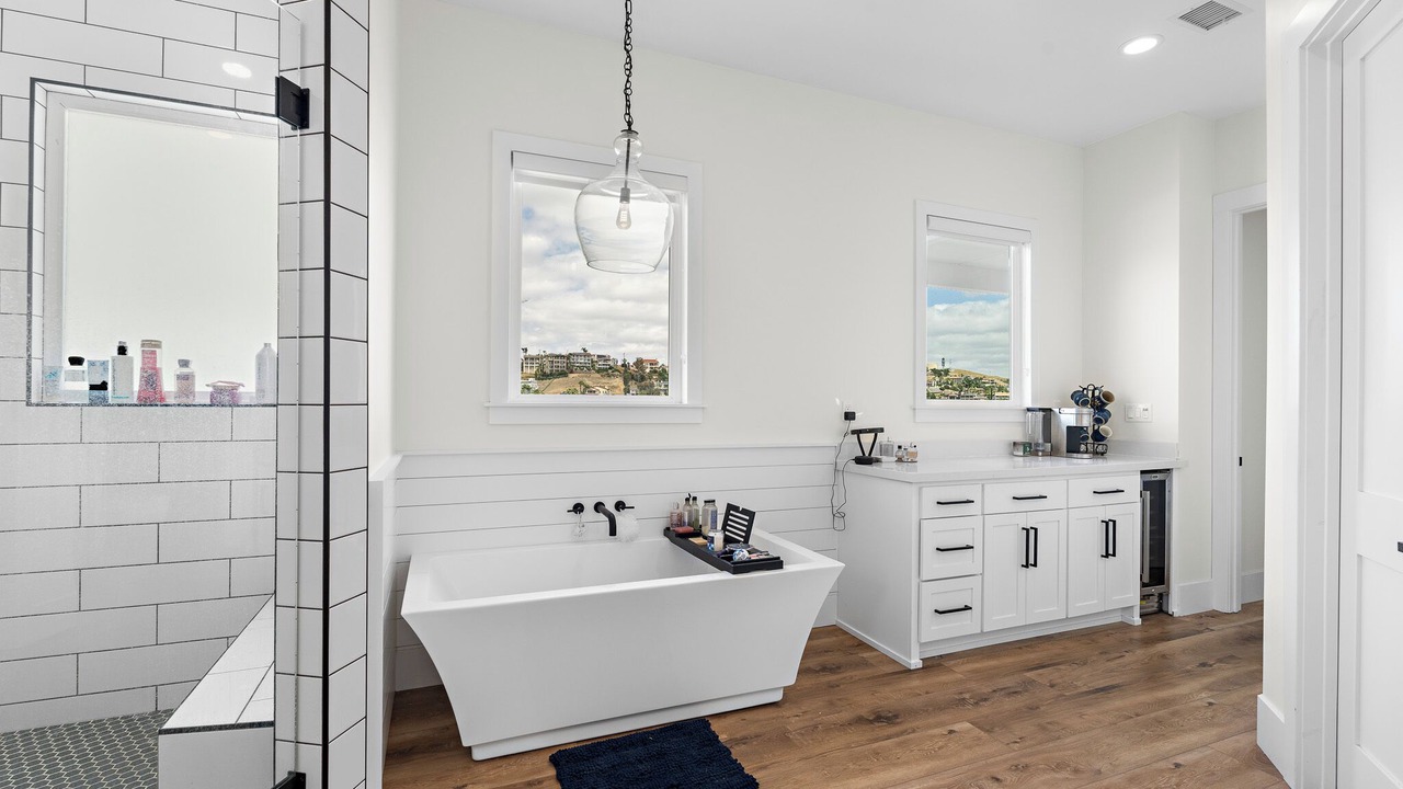Photo of Bathroom in Canyon Lake