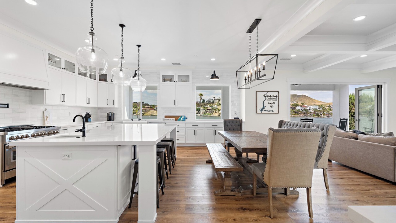 Photo of Kitchen in Canyon Lake