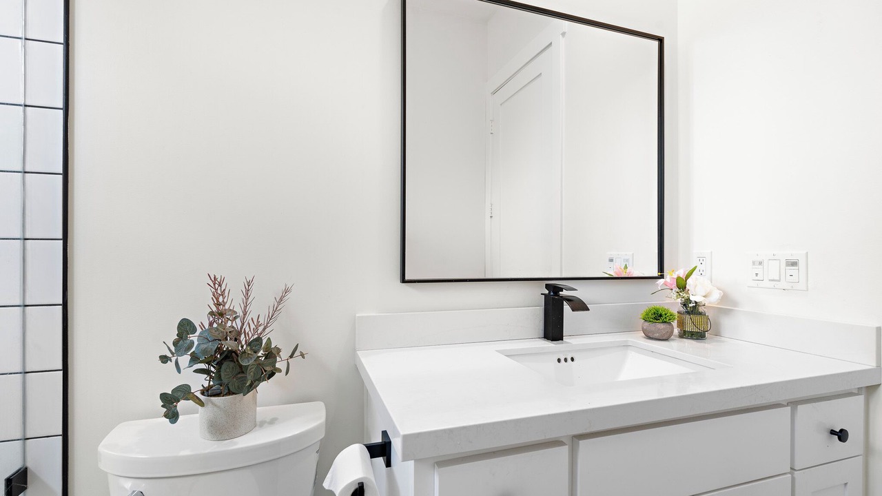 Photo of Bathroom in Canyon Lake