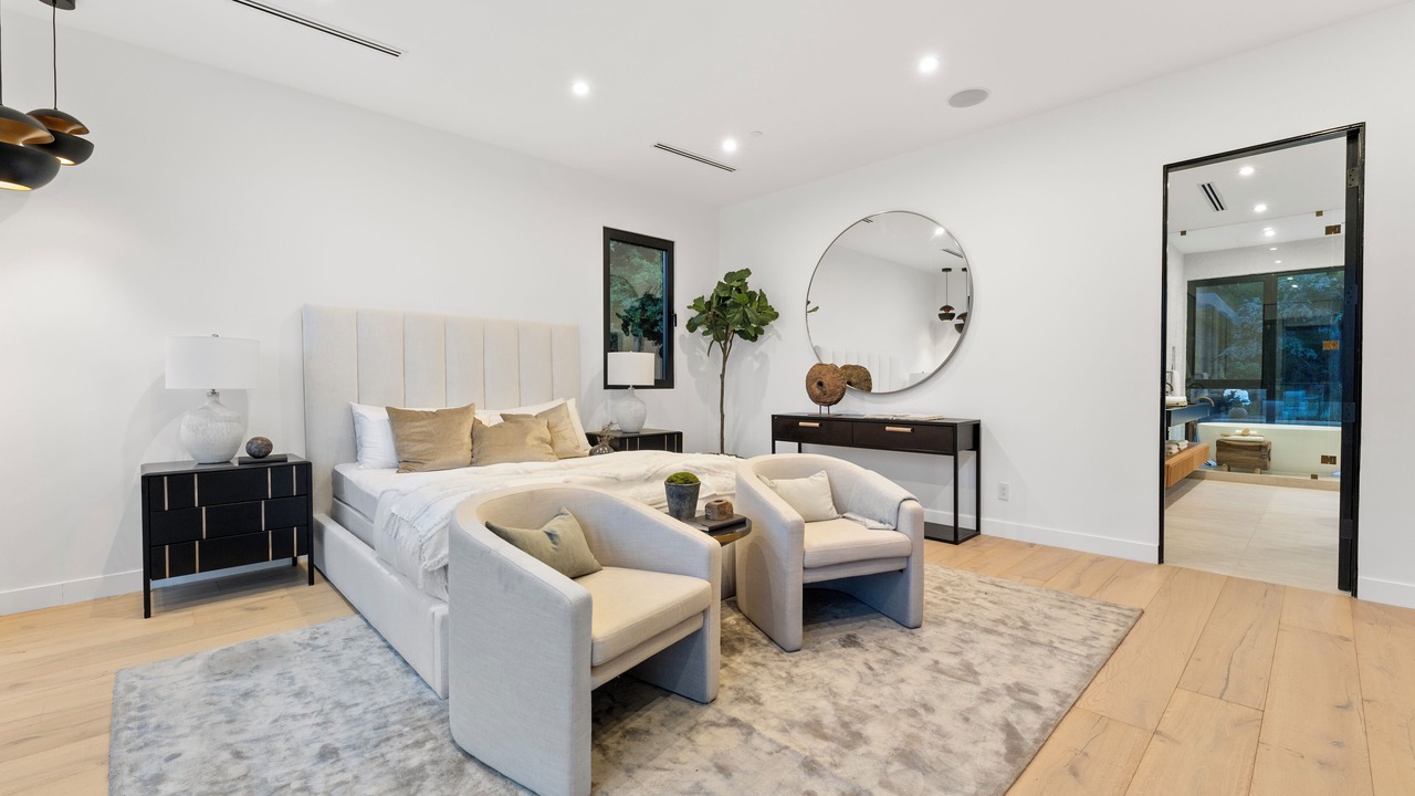 Photo of Bedroom in Hollywood Hills