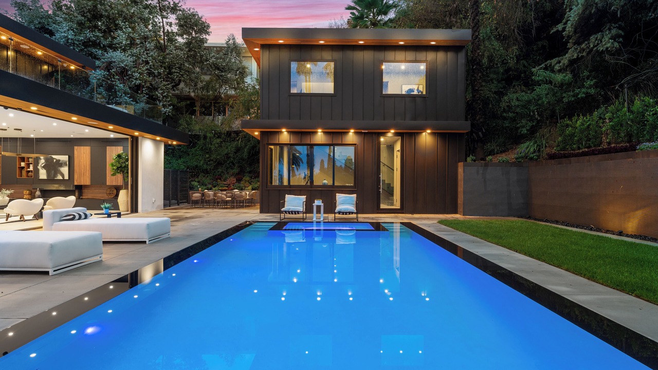Photo of Outdoor in Hollywood Hills