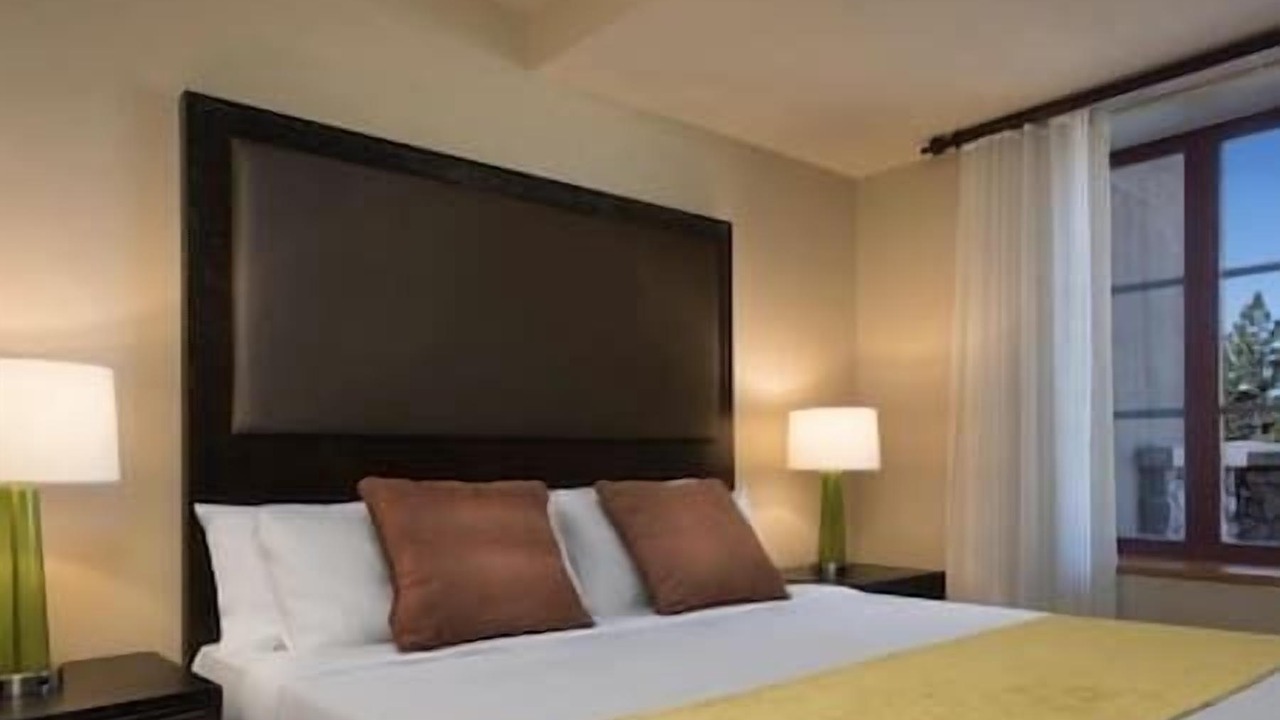 Photo of Bedroom in Lakeside Park