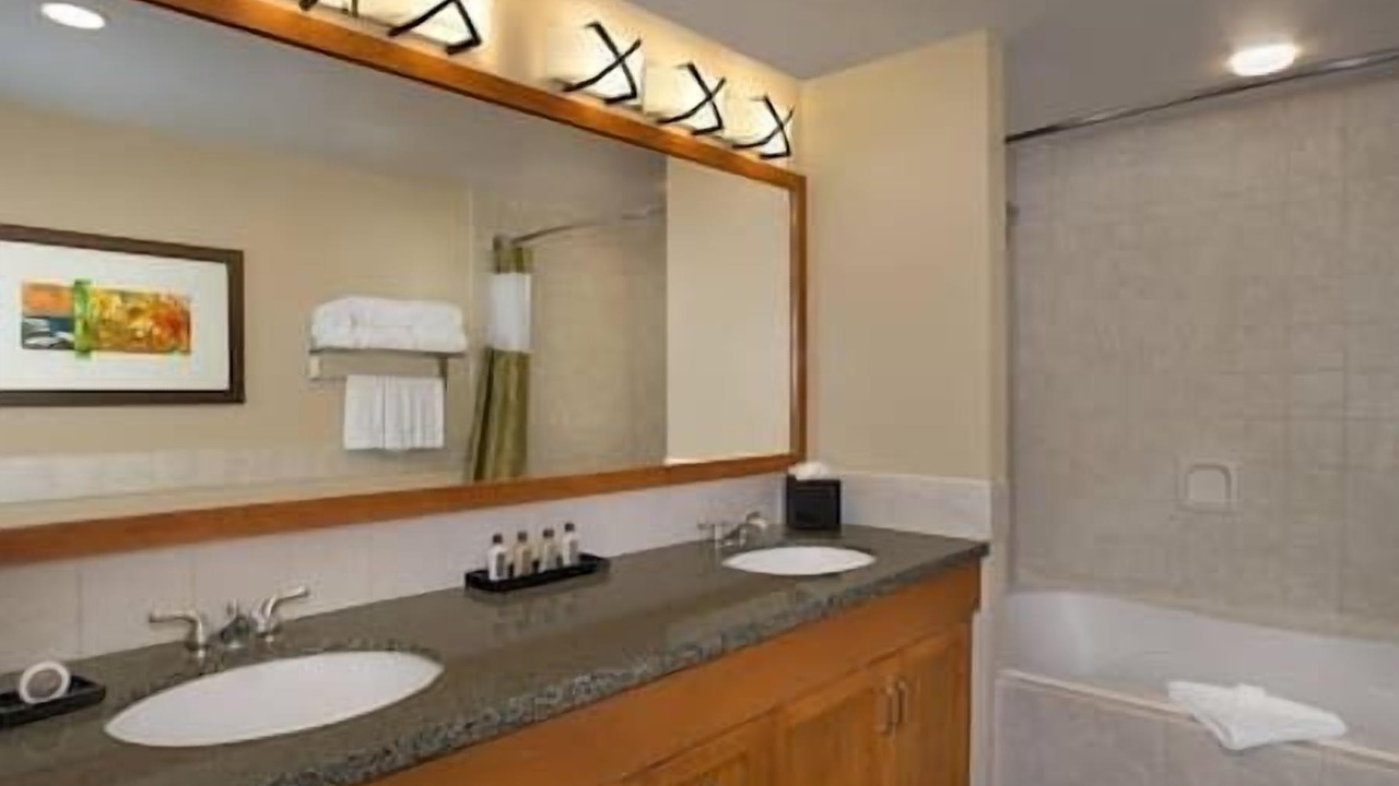 Photo of Bathroom in Lakeside Park