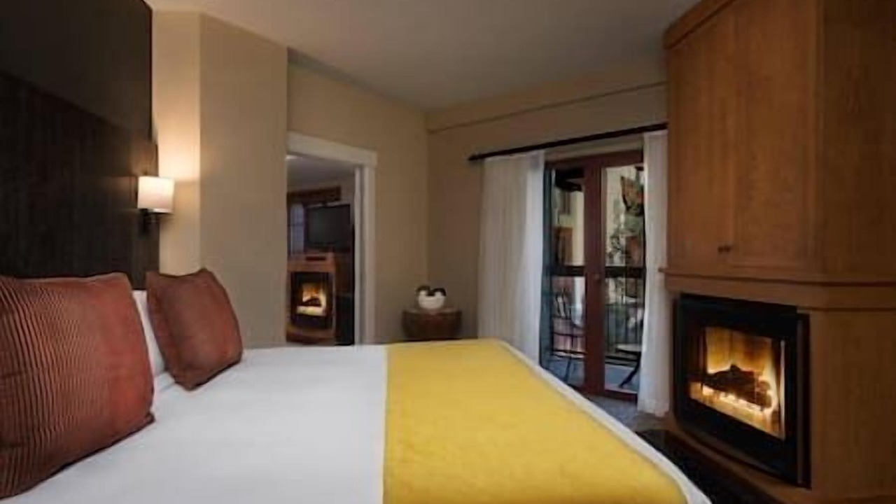 Photo of Bedroom in Lakeside Park