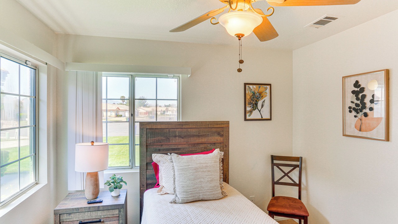 Photo of Bedroom in Victorville