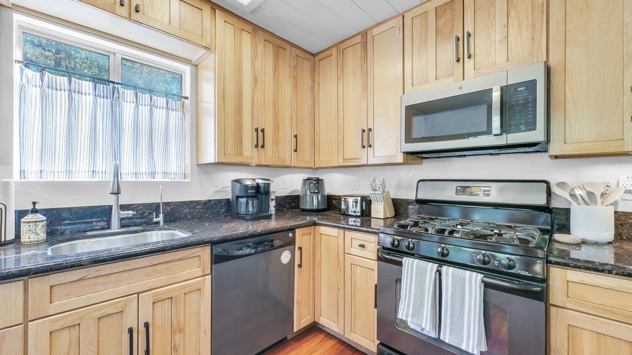 Photo of Kitchen in Arrowbear Lake