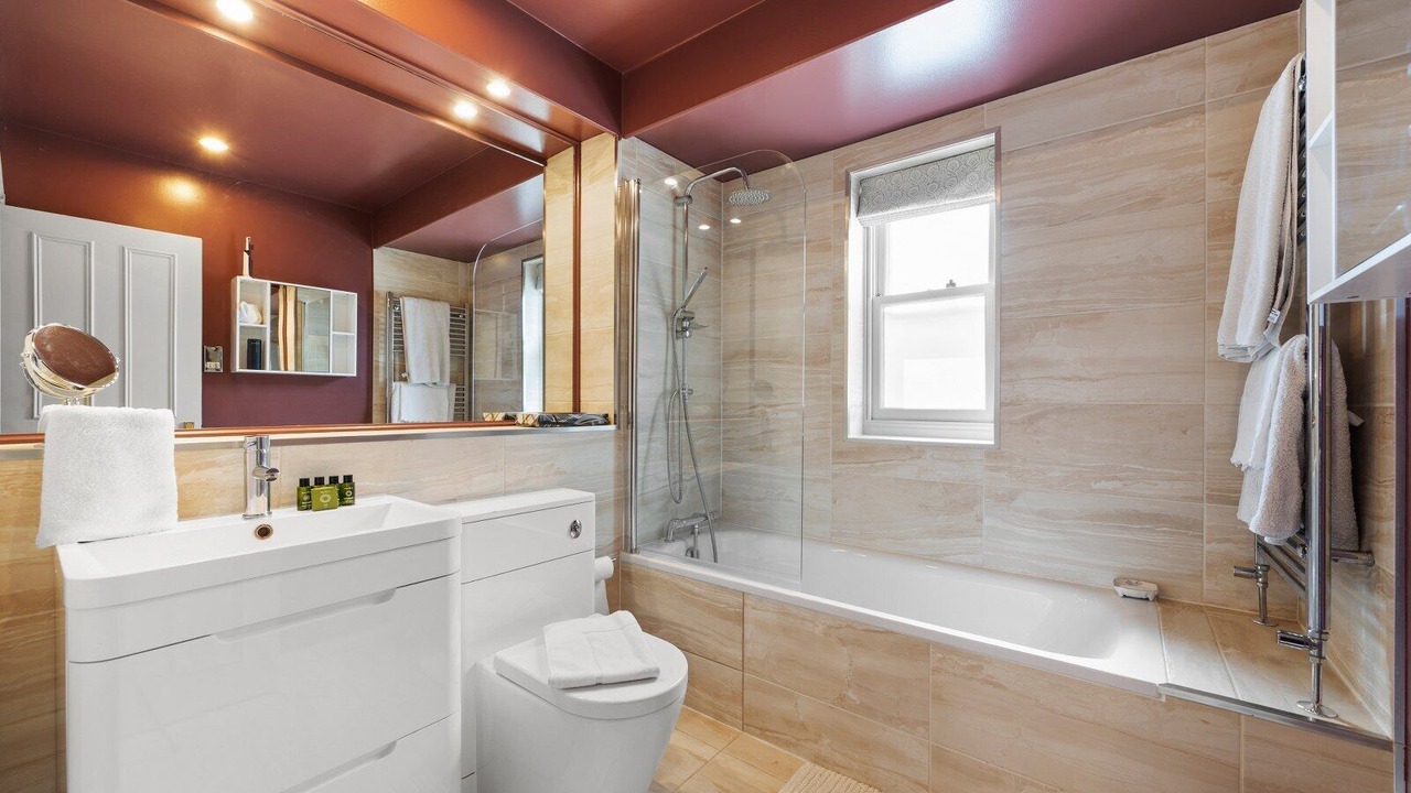 Photo of Bathroom in Vincent Square