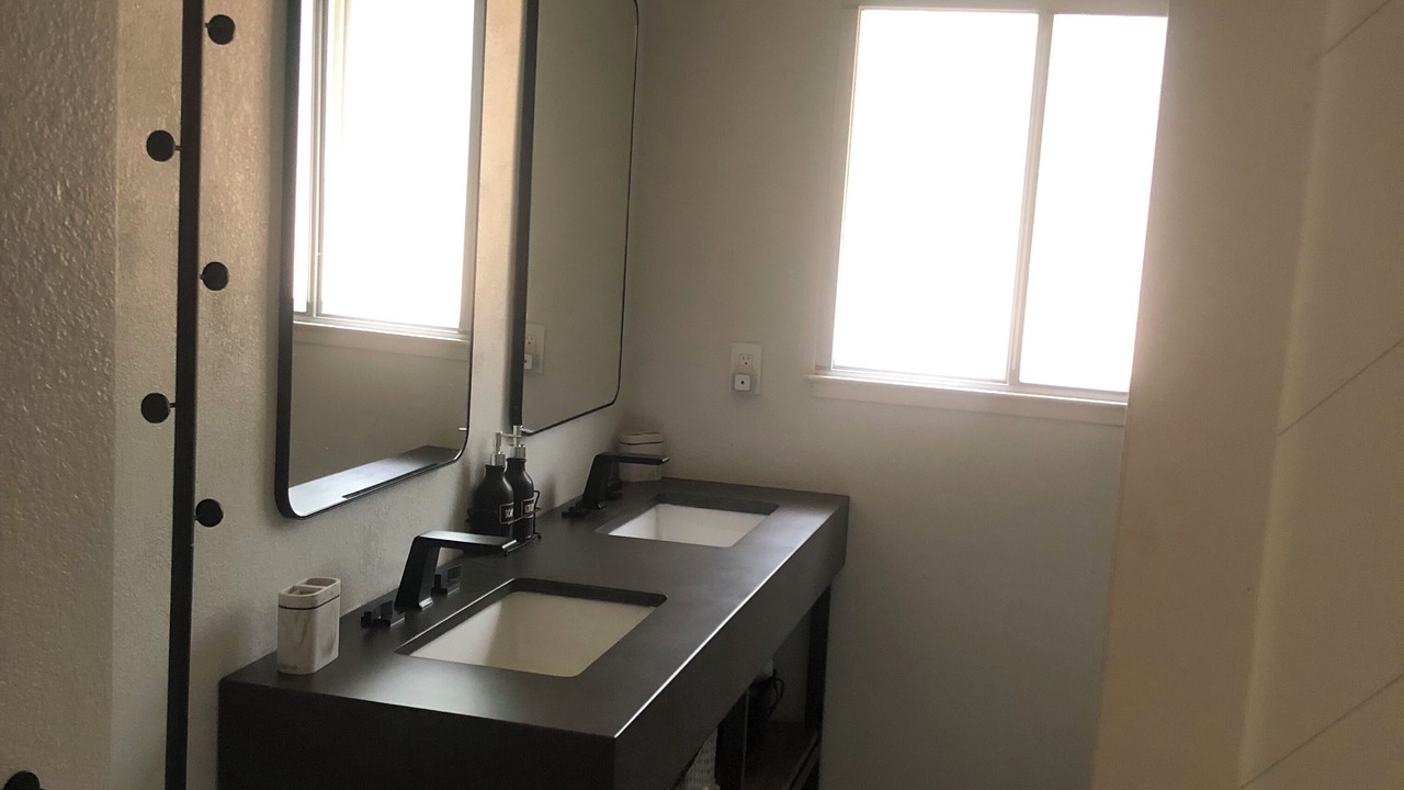 Photo of Bathroom in Apple Hill