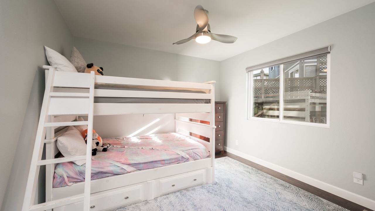 Photo of Bedroom in Marine Terrace