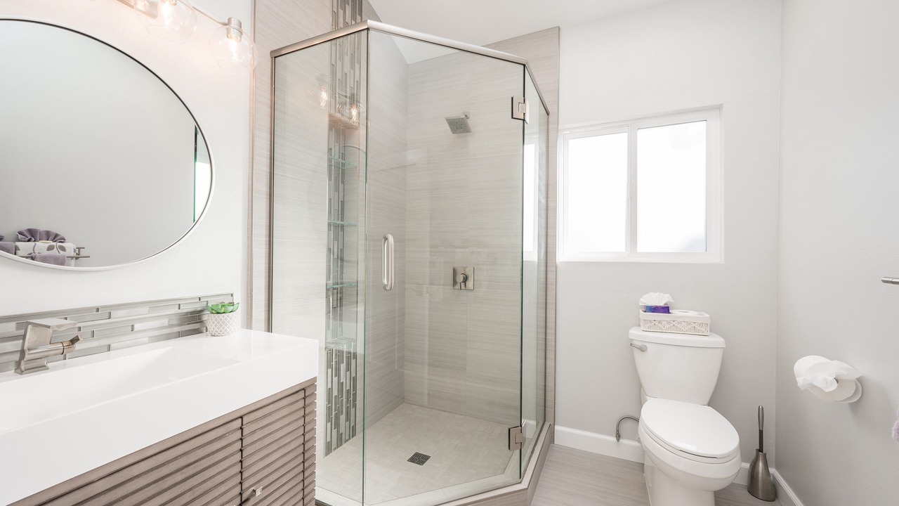 Photo of Bathroom in Marine Terrace
