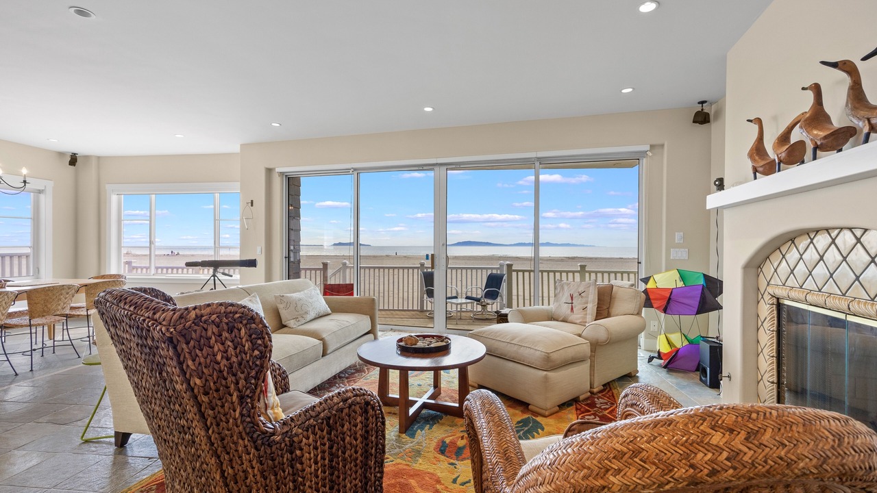 Photo of Livingroom in Hollywood Beach