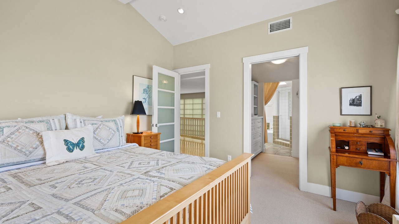 Photo of Bedroom in Hollywood Beach
