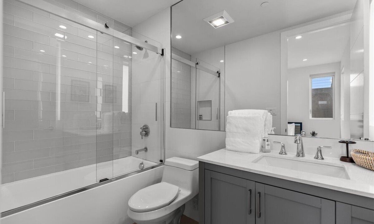 Photo of Bathroom in El Porto